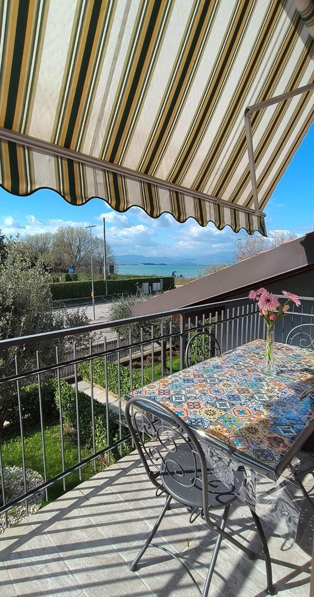 Casa Maganda Vista Tra E Sirmione